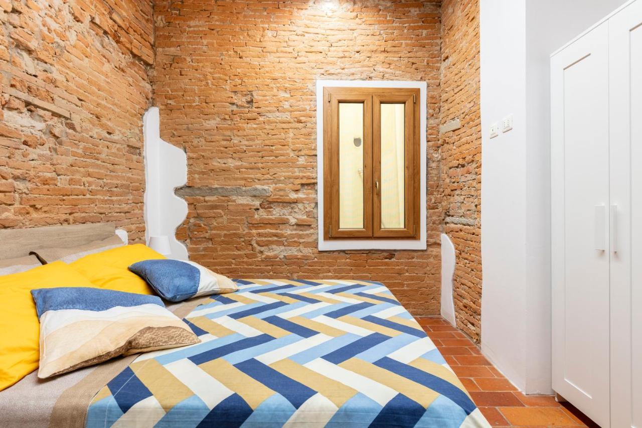 Central Cool Apt S. Spirito, Ac Флоренция Екстериор снимка